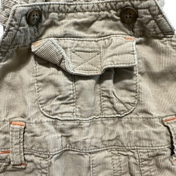 Gymboree boys 3-6 mo khaki corduroy overalls - Picture 3 of 4